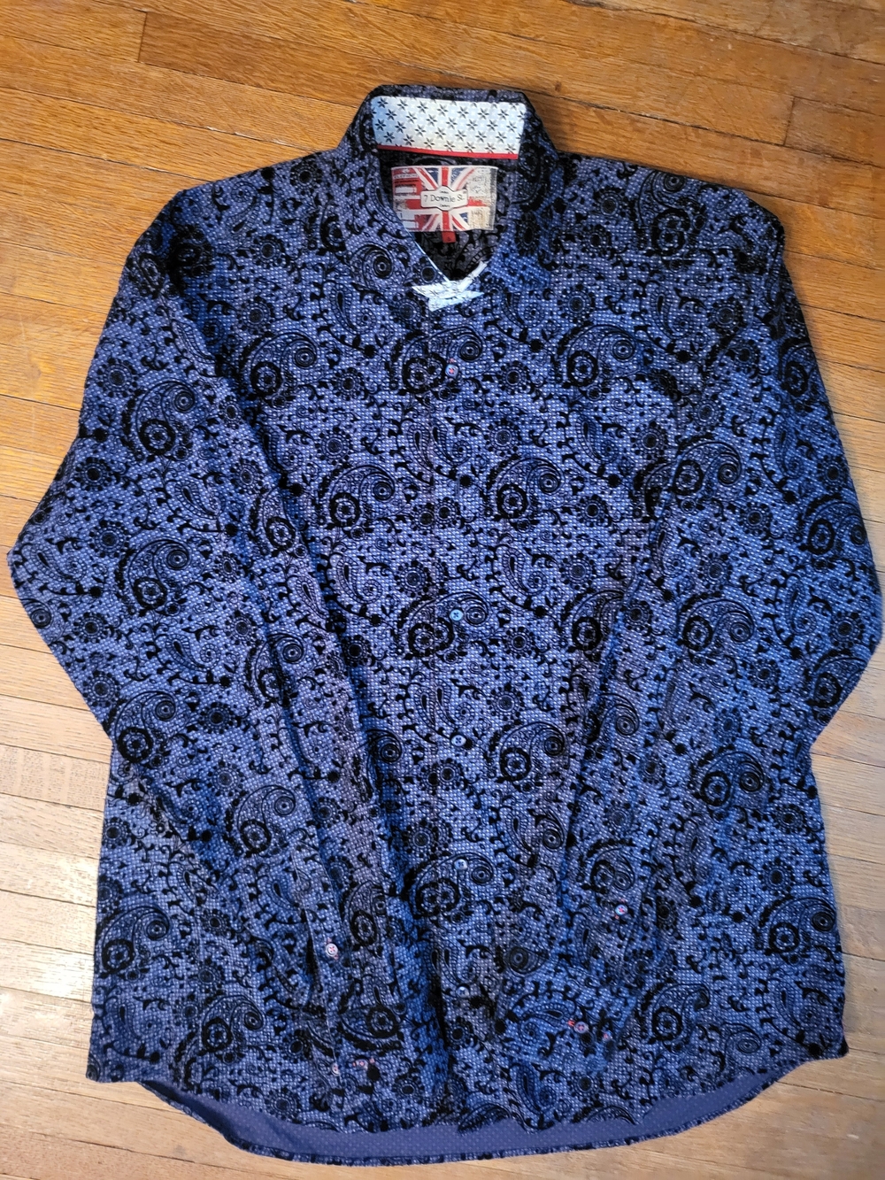 7 Downie St. Paisley Shirt in Navy and Black